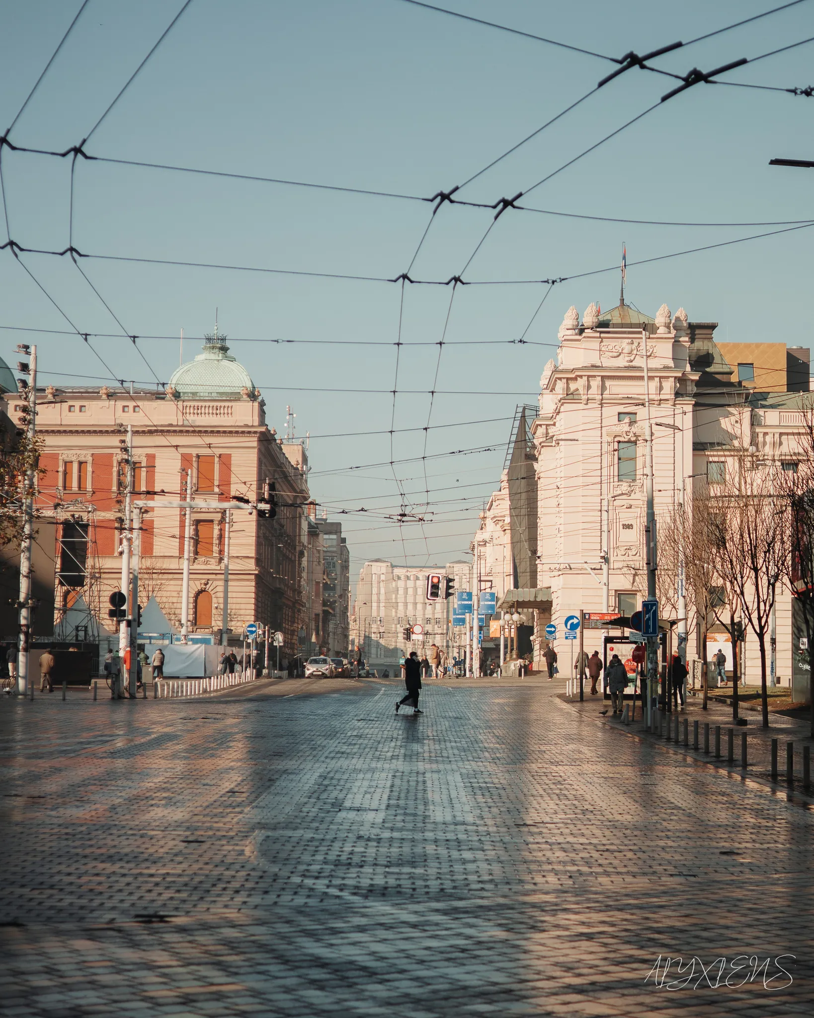 Street / Architecture photography by ALYXLENS