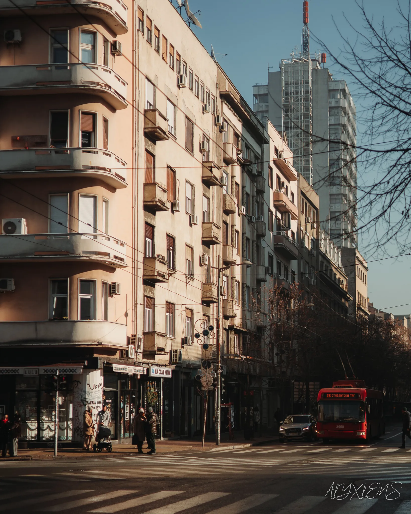 Street / Architecture photography by ALYXLENS